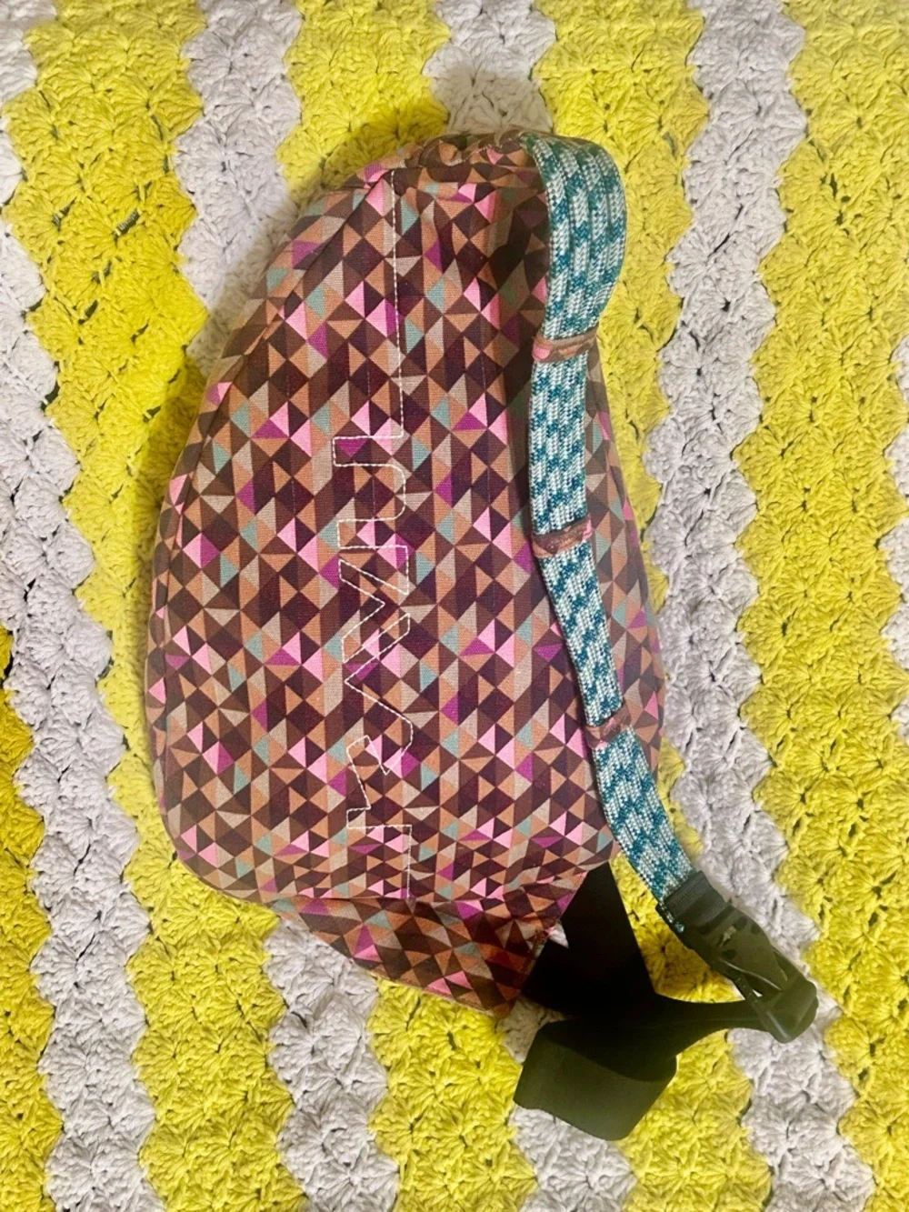 KAVU Sling Bag Multicolor Pink Brown Geometric